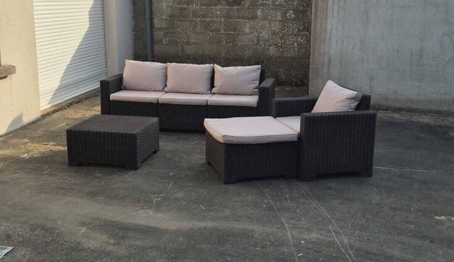 Large quiet house 15 mns from the sea