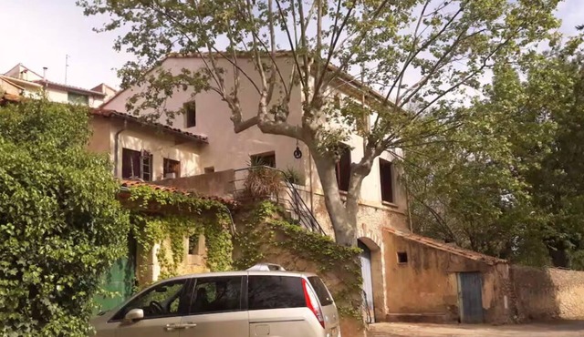 Large renovated winegrower's house for 8 people with swimming pool