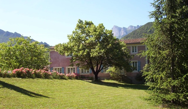 Large Restored Winemakers House With Private Pool, Large Garden And Lovely View