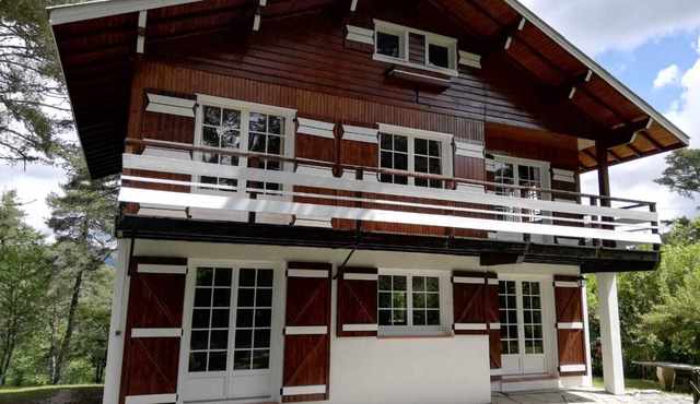 large riverside chalet near Gorges du Verdon