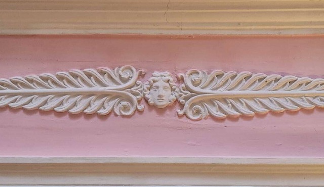 Large room in historic village center with panoramic view