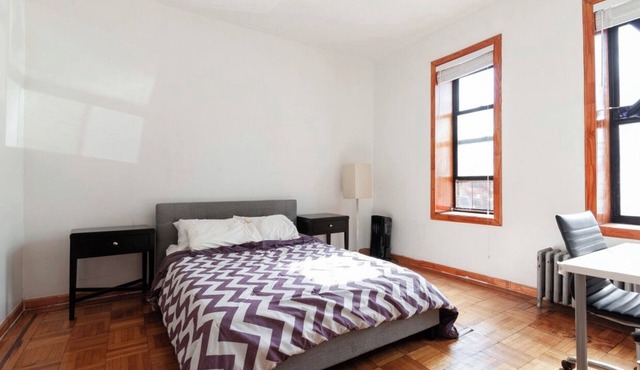 Large Room in Shared 2 brm apartment