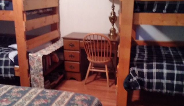 Large Shared bunk room in shared home