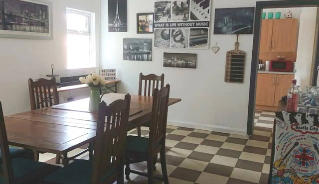 Large, social and comfortable house with plenty of space for large groups