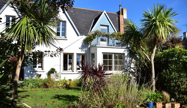 Large, spacious, bright and pleasant house