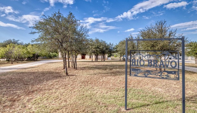 Large spacious home with wheelchair accessible pool