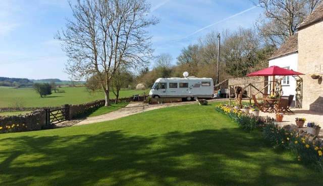 Large Static Motorhome-Stunning Countryside Views