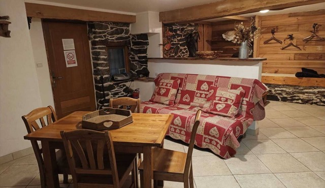 Large Studio 35 M² 2/4 Places 100 m from La Télecabine Maurienne via Val Thorens