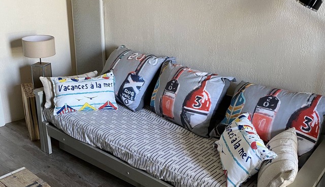 LARGE STUDIO WITH LA COUARDE