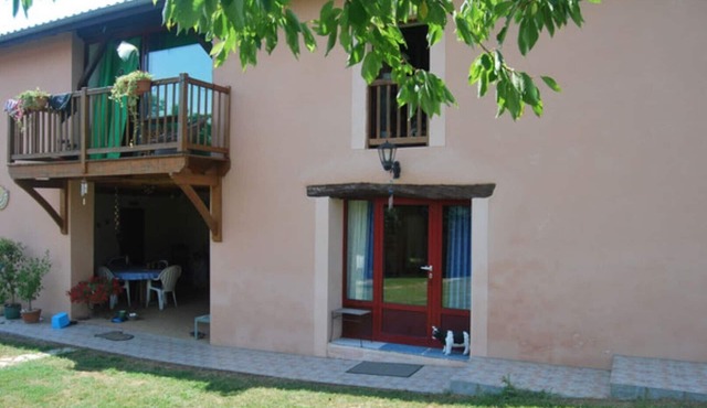 Large Studio surrounded by extensive garden with pool