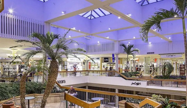 Large sunny 2 bed, 2.5 bath town home, 2 patios