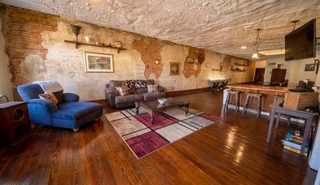 Large Unique 2-Bedroom Gamed Themed Loft