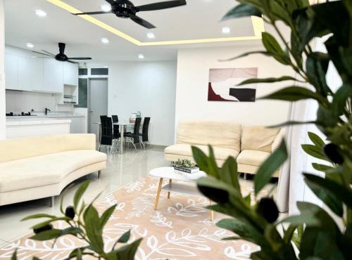 Large Unit Dwiputra Residences 3Rooms 3Bathrooms Presint 15 Putrajaya