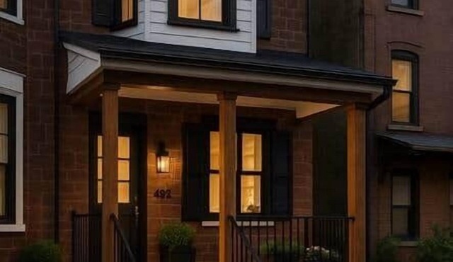 Large University city, 5 bedRM,3 bathRM, backyard.