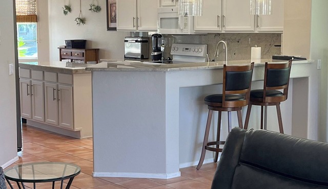 Large Updated 3-bedroom house in Surprise with pool