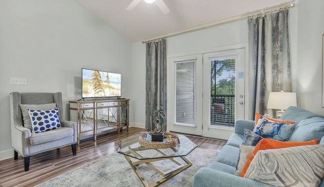 Large upscale Condo near BEACHES-OWA-all sports complexes-RESORT style pool!