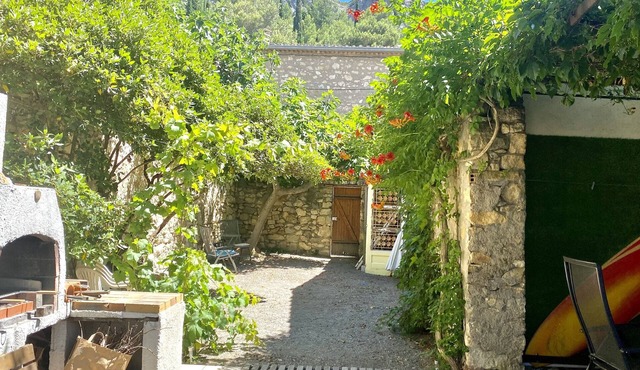 LARGE VILLAGE HOUSE WITH GARDEN AND TERRACE