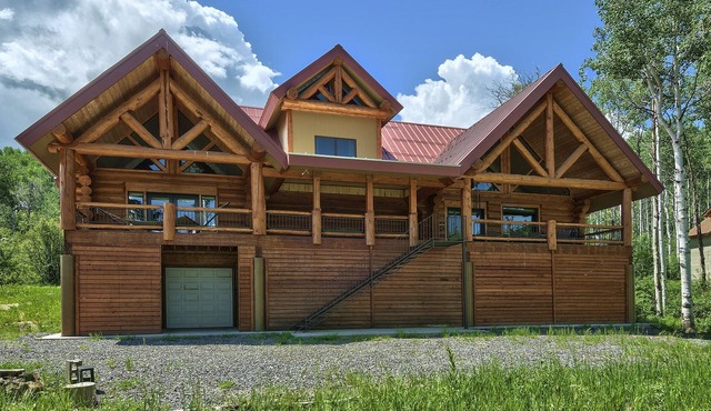 Large Vega Lake Colorado REAL LOG CABIN
