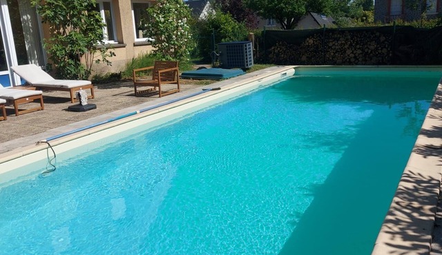 Large villa with pool in village by the sea. In the bay of Mont St. Michel.