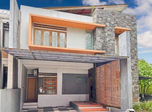 Large Villa 3BR Dago Bandung by 2ndHome