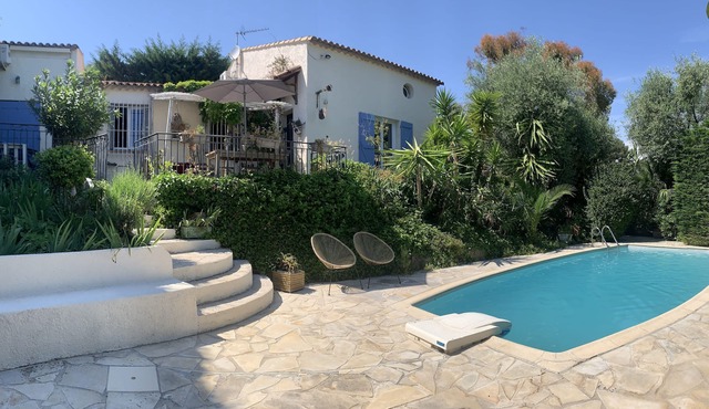 Large villa in a green setting