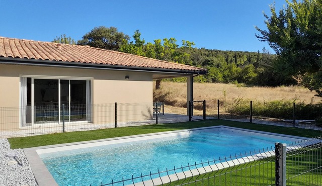 Large villa with pool and jacuzzi, ideal for families.