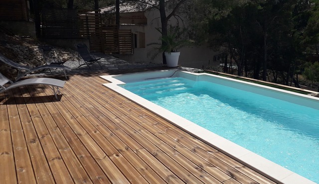 Large villa with pool in Provence near Les Baux de Provence, Nimes