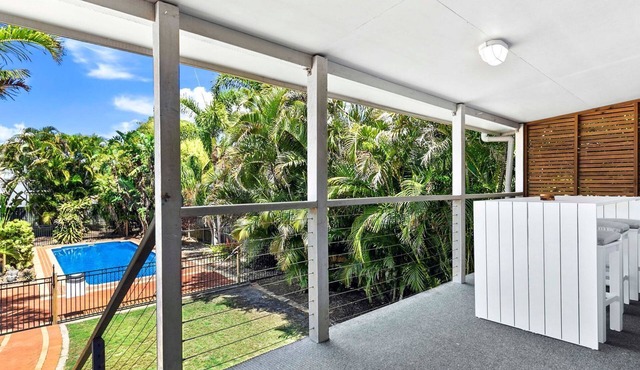 Large Waterfront Home With Pool