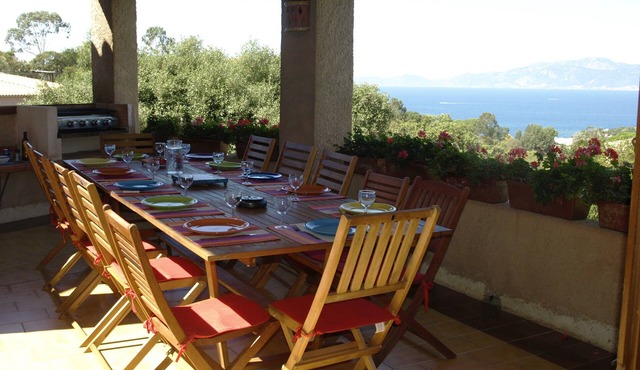 Large welcoming villa with sea view and private pool, classified 4 stars