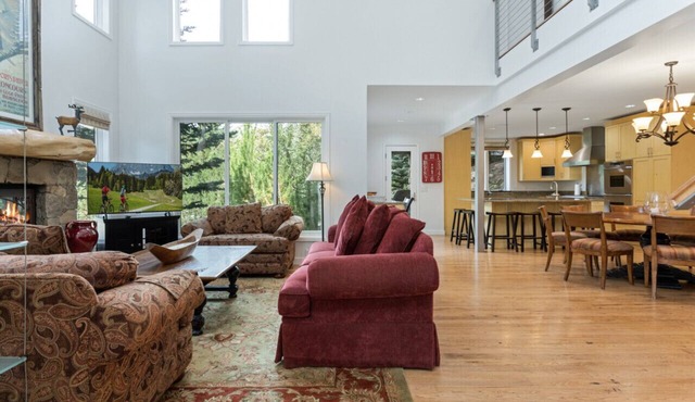 Large West Vail Home - Patio with Private Hot Tub