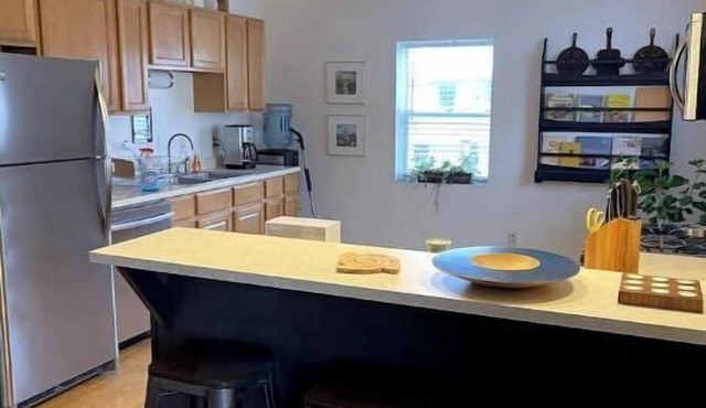 Large Wine Country Loft in Lodi