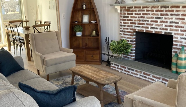 Large Winnapaug Pond Beach House