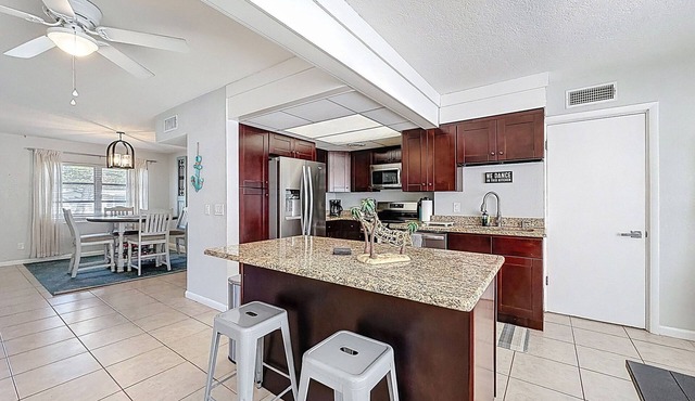 Largo Pool House and Firepit