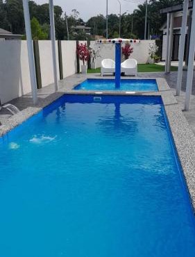 LaRinDa Teluk Kemang Private Pool - Islamic