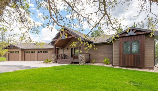 Larkspur Hills 5BR Villa w/ Hot Tub!