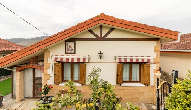 Las Camelias in Argoños – Cozy One-Story House Near Beaches and Town Center