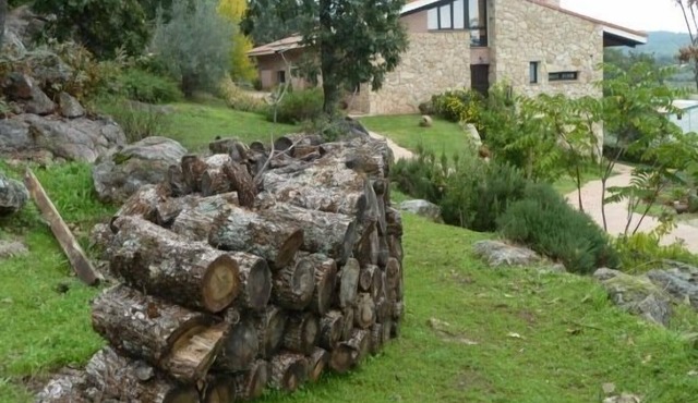 Las Casas de Agapito Rural Center in Gredos, capacity for 25 people in total
