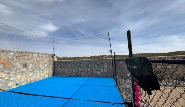 Las Cruces, New 4BR home, Vacation, Games, Pickleball, Family Friendly