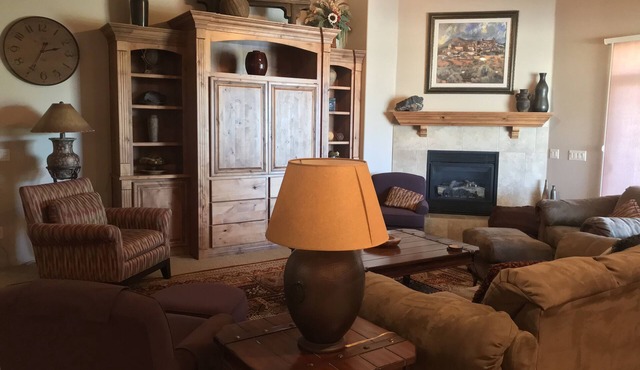 Las Palmas Beautiful Condo with Great Amenities