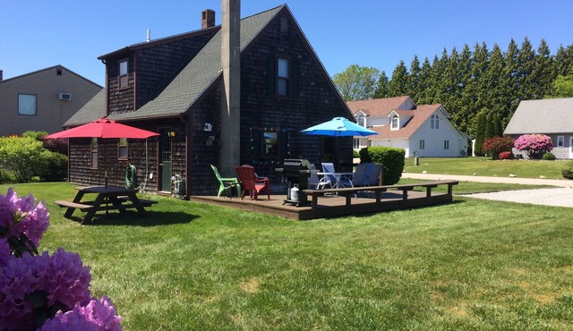 LAST 3 JUNE WEEKS ON SALE! Enjoy the summer charm & beaches of Narragansett, RI