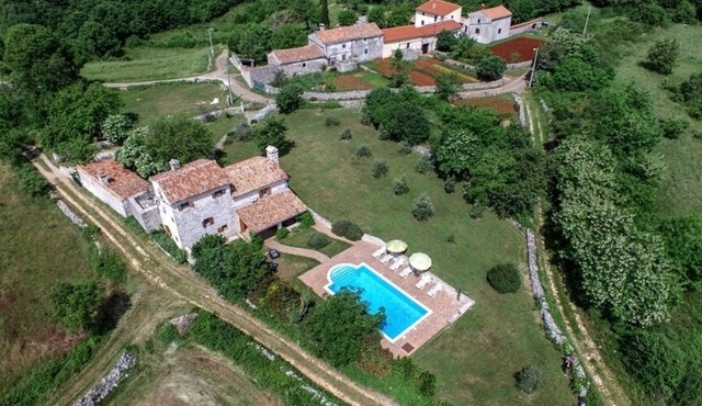 LAST MINUTE (08/25 - 09/09) Wonderful Istrian stone villa with private pool