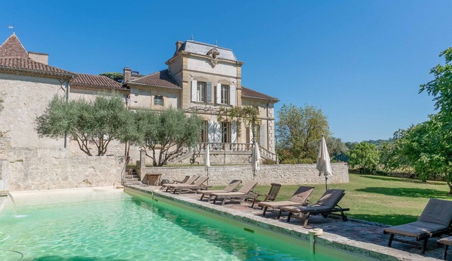 Last-Minute Discount 20%! Castle France 16/31 p