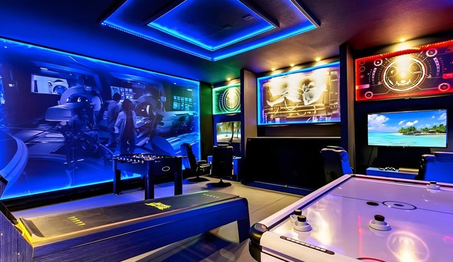 Last Minute Disney! Private Pool, Hot Tub, Game Room & Themed Bedrooms. Book Now! #65373