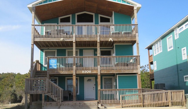 Last Minute Special/Elevator/Pool/Theater/Game Rm/Pool table/ping pong table