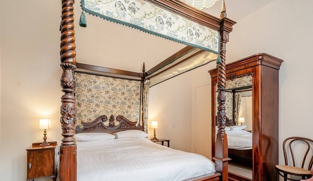 Late 16th century Ardbrecknish House is in a magnificent Highland setting with wonderful views of mo