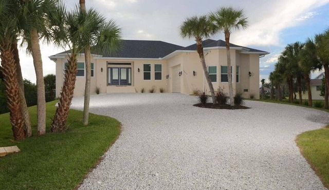 Latitude Adjustment - beautiful bay views with dock