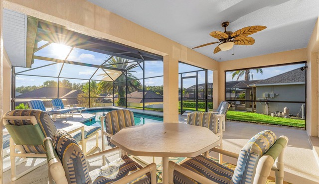 Latitude Adjustment Tuscan Ridge – Private 4 BDR w/Pool and Spa!