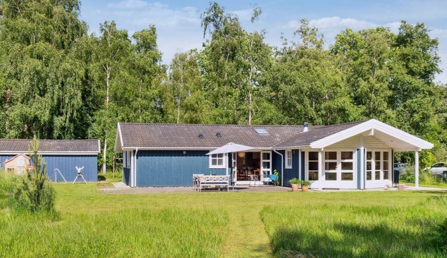 "Launo" - 1.1km to the fjord by Interhome