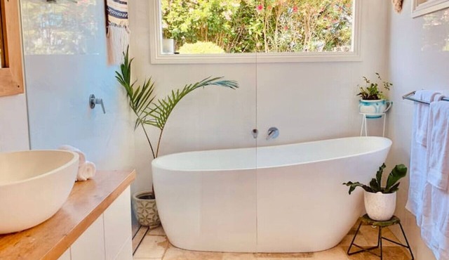 Laurant's Cottage~cute & cosy rustic entertainer