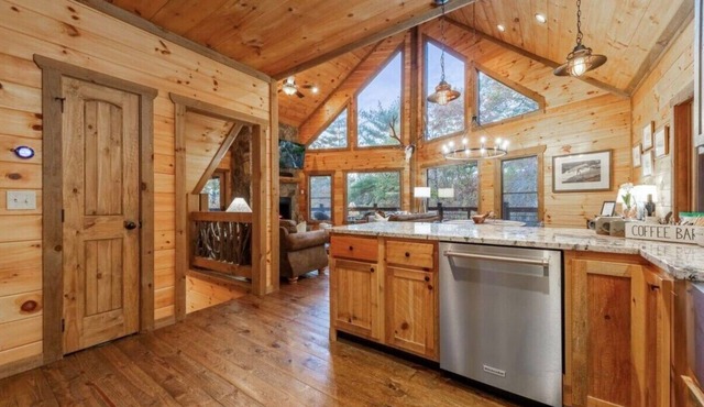 *Laurel Brook* Pets|HotTub|Wine Gift|